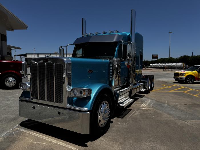 2027 Peterbilt 589-1