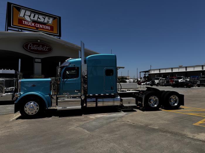 2027 Peterbilt 589-4