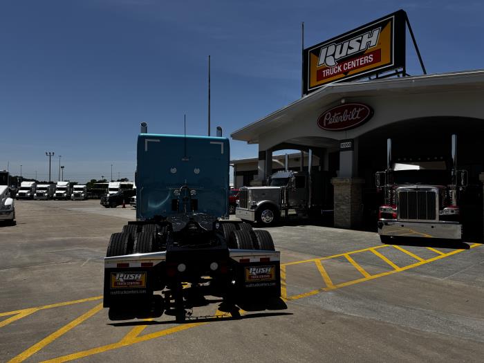 2027 Peterbilt 589-6