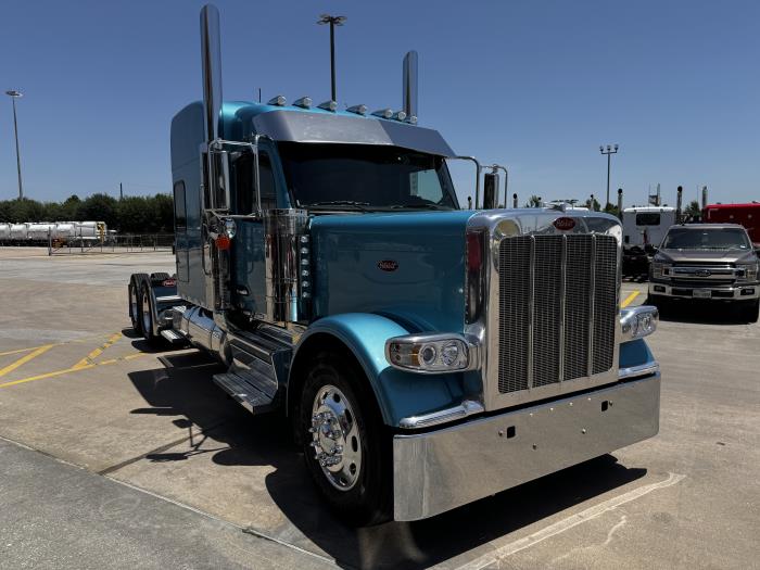2027 Peterbilt 589-8
