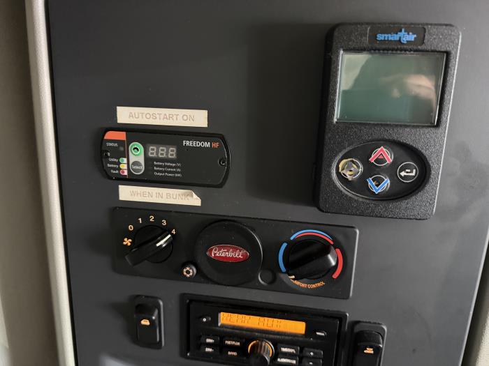 2022 Peterbilt 579-16