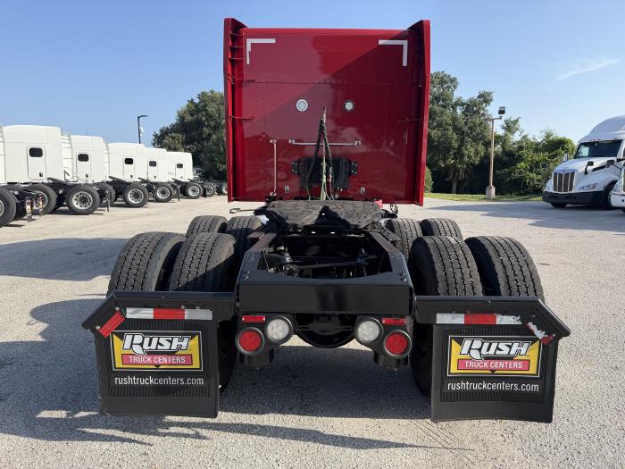 2022 Peterbilt 579-6