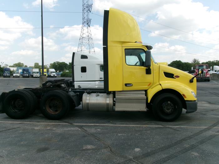 2020 Peterbilt 579-6
