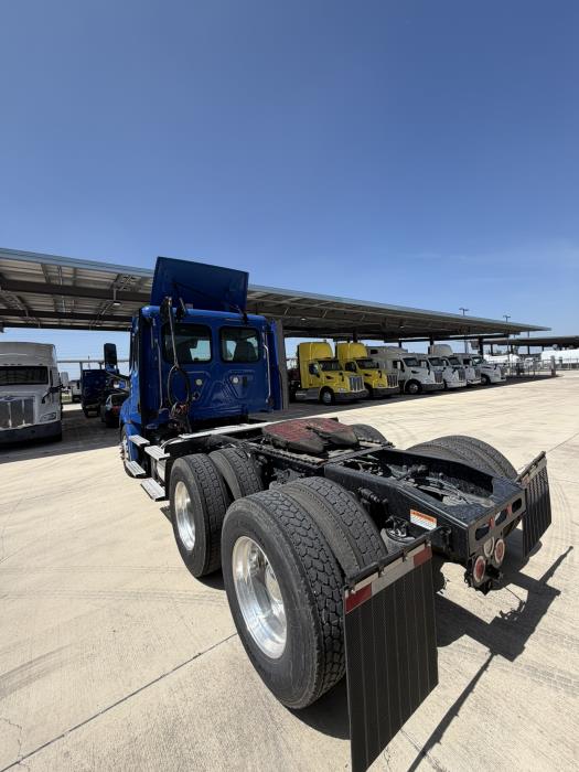 2020 Freightliner Cascadia-4