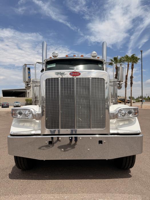 2026 Peterbilt 589-10