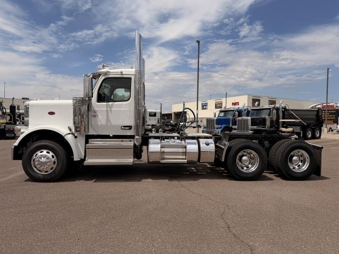 2026 Peterbilt 589-4