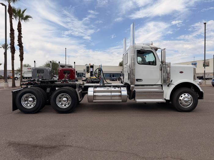 2026 Peterbilt 589-7