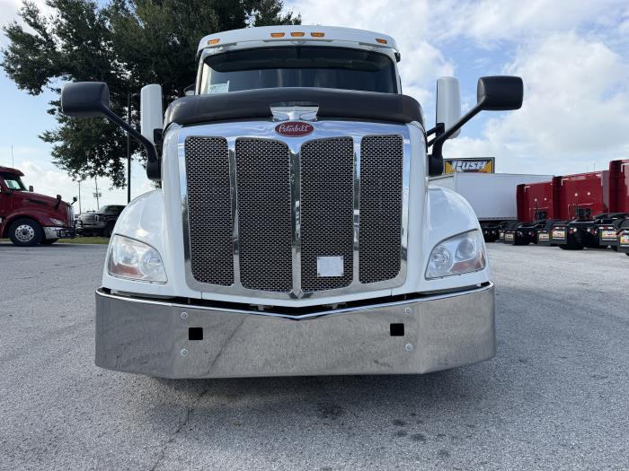 2022 Peterbilt 579-2