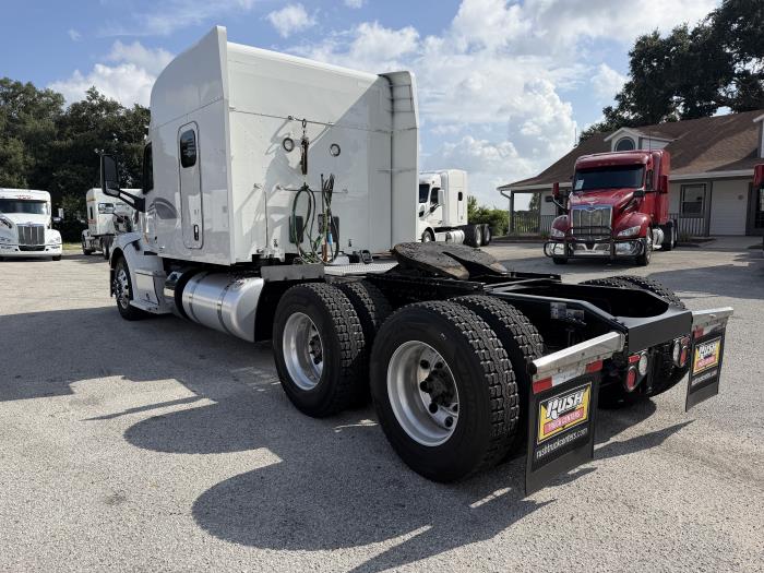 2022 Peterbilt 579-7