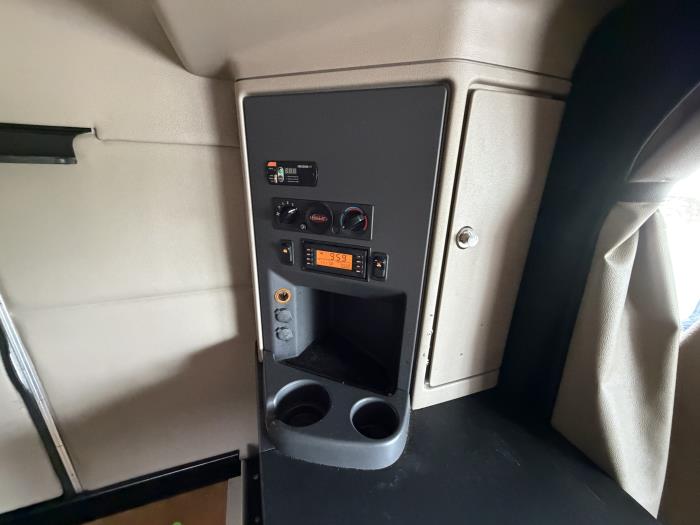 2022 Peterbilt 579-43