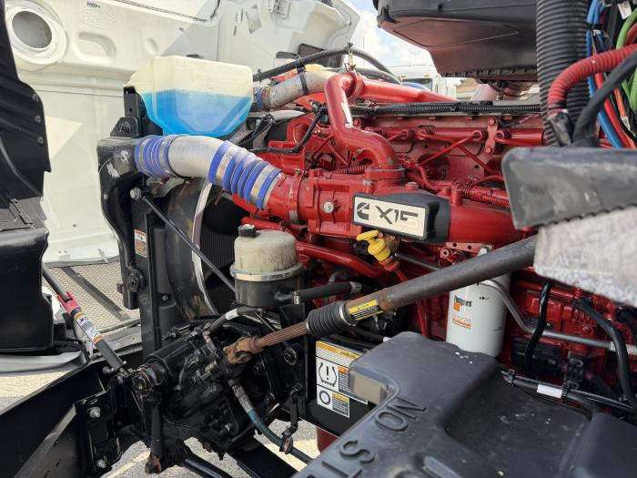 2022 Peterbilt 579-49