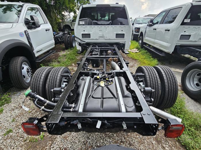 2026 Ford F-550-7