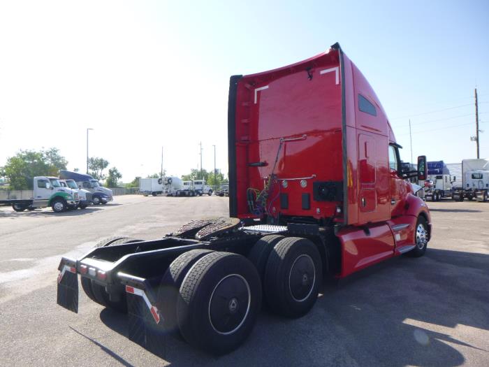 2021 Kenworth T680-4