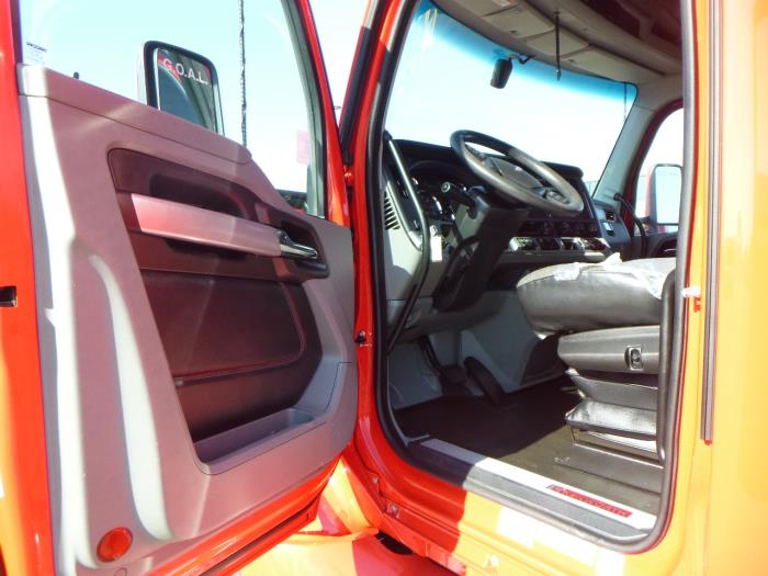 2021 Kenworth T680-10
