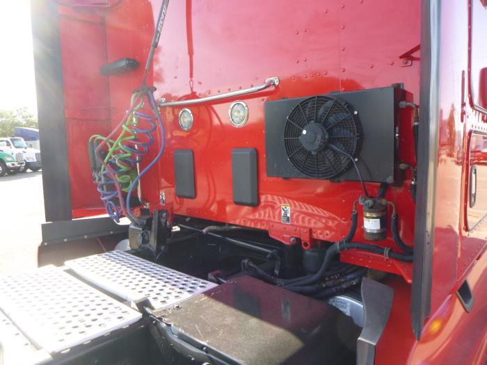 2021 Kenworth T680-33