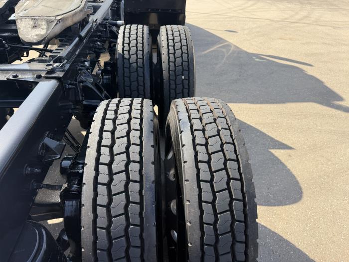2022 Peterbilt 579-10