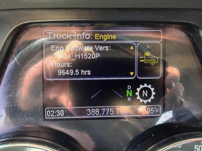 2022 Peterbilt 579-30
