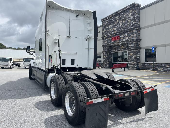 2022 Peterbilt 579-6