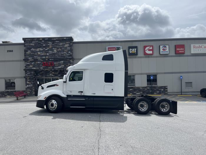 2022 Peterbilt 579-7