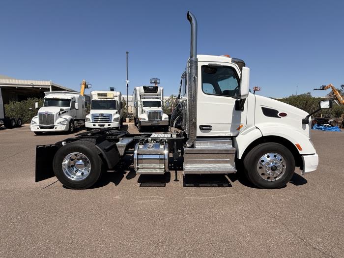 2018 Peterbilt 579-5