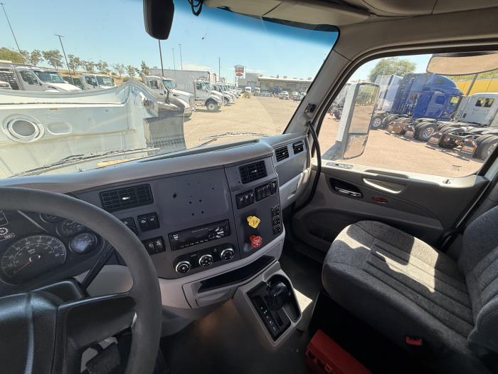 2018 Peterbilt 579-12