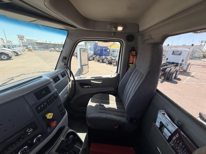 2018 Peterbilt 579-13