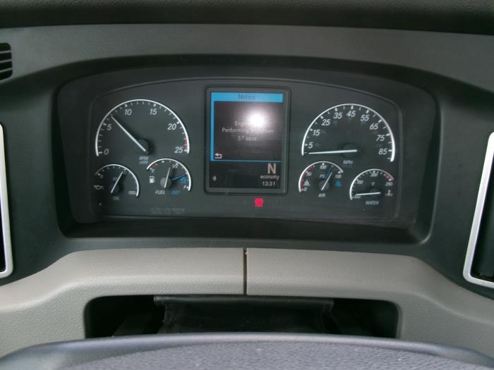 2022 Freightliner Cascadia-11