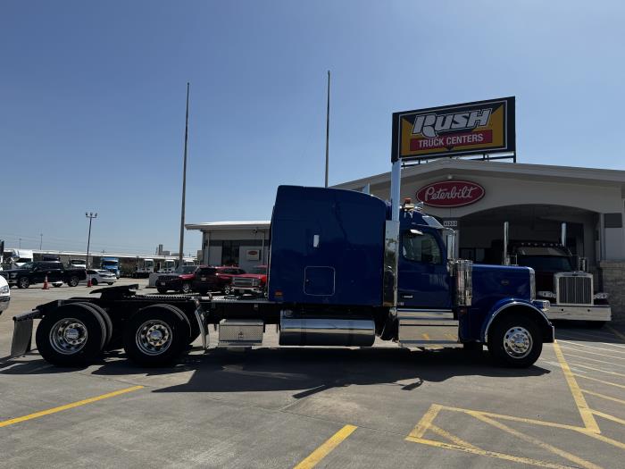 2026 Peterbilt 589-7