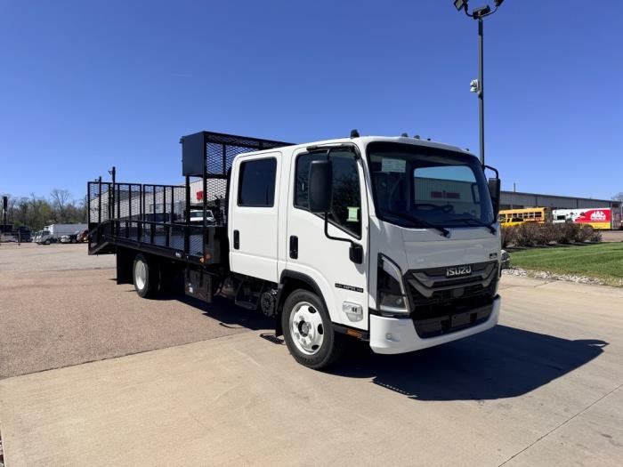 2026 Isuzu NPR-XD-7