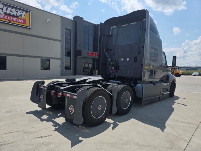 2027 International LT625-3