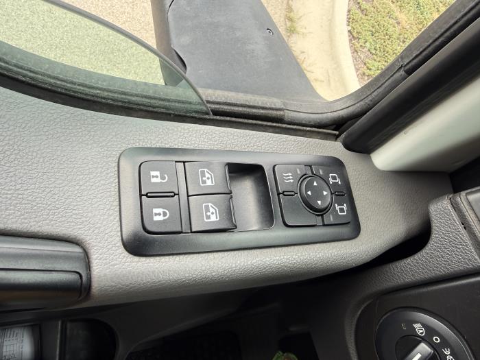 2020 International LT625-10