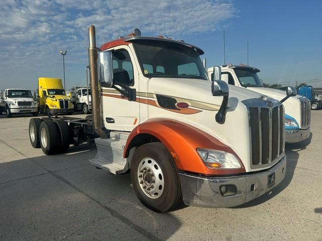 2018 Peterbilt 579-3