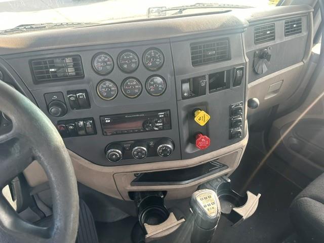 2018 Peterbilt 579-8