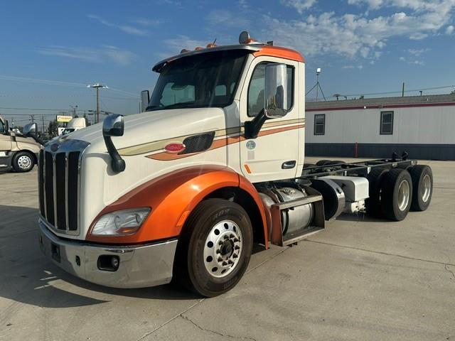 2018 Peterbilt 579-0