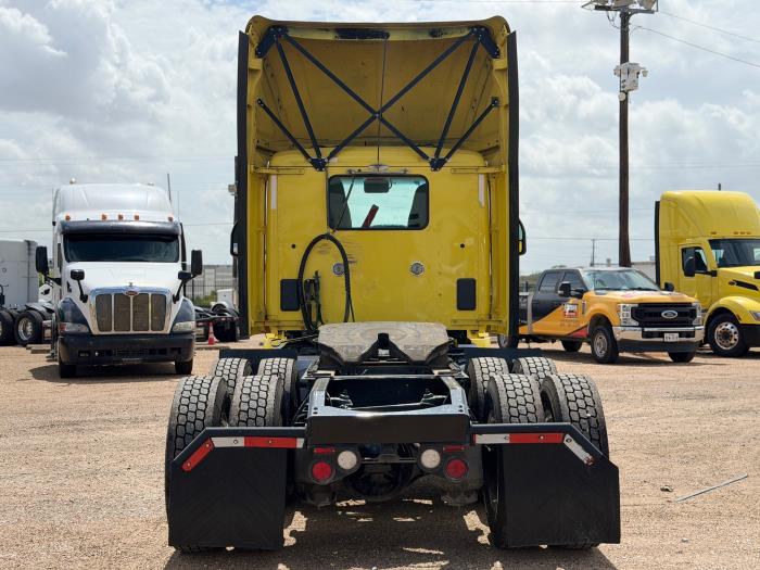 2023 Peterbilt 579-5