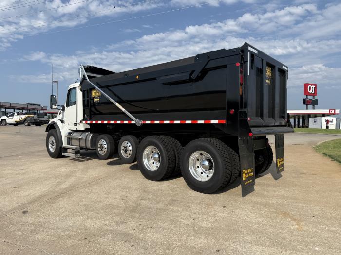 2027 Peterbilt 548-7