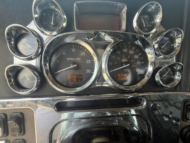 2015 Peterbilt 389-9