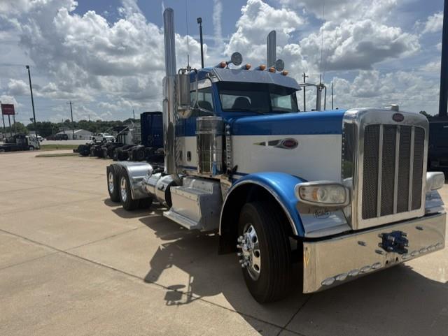 2015 Peterbilt 389-6