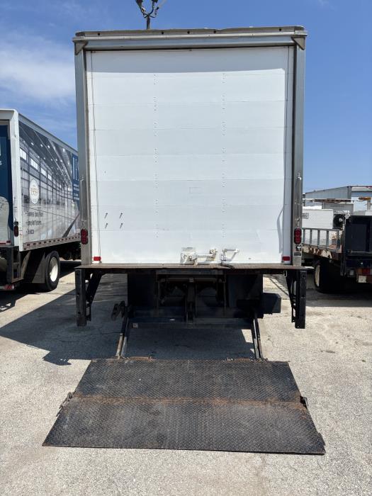 2022 Freightliner Business Class M2 106-2
