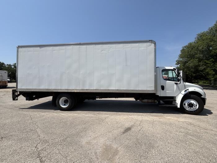 2022 Freightliner Business Class M2 106-6