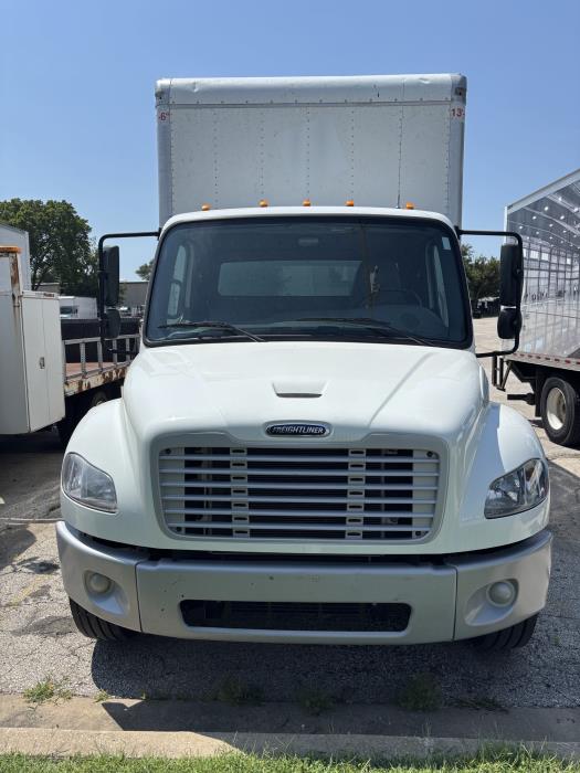2022 Freightliner Business Class M2 106-7