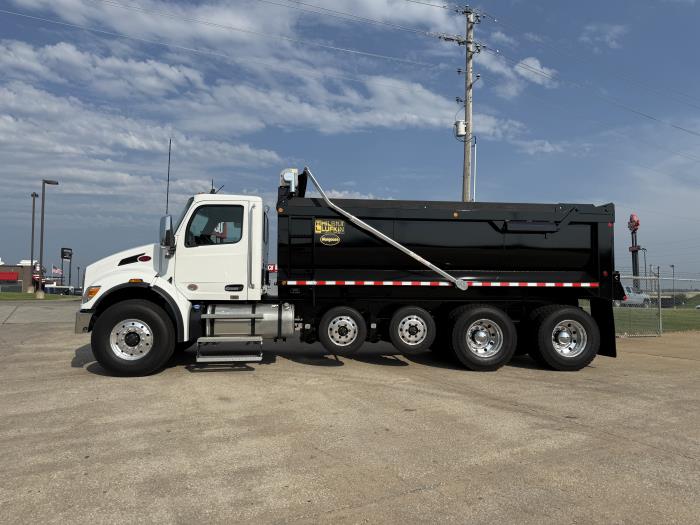 2027 Peterbilt 548-5