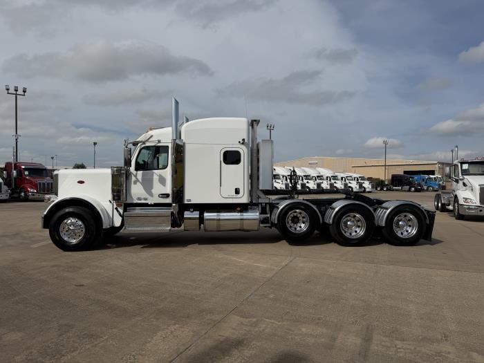 2026 Peterbilt 589-1