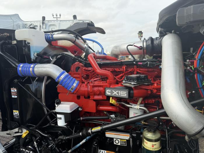 2026 Peterbilt 589-15