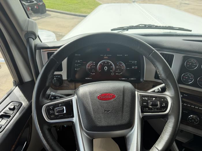 2026 Peterbilt 589-34