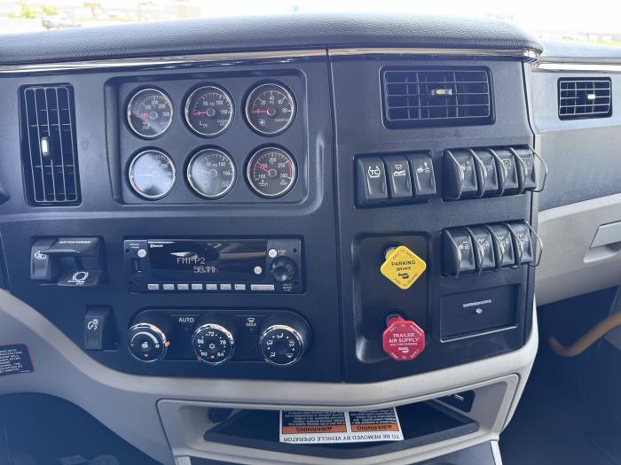 2027 Peterbilt 589-19