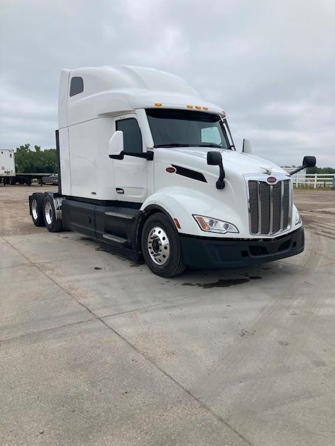 2022 Peterbilt 579-6