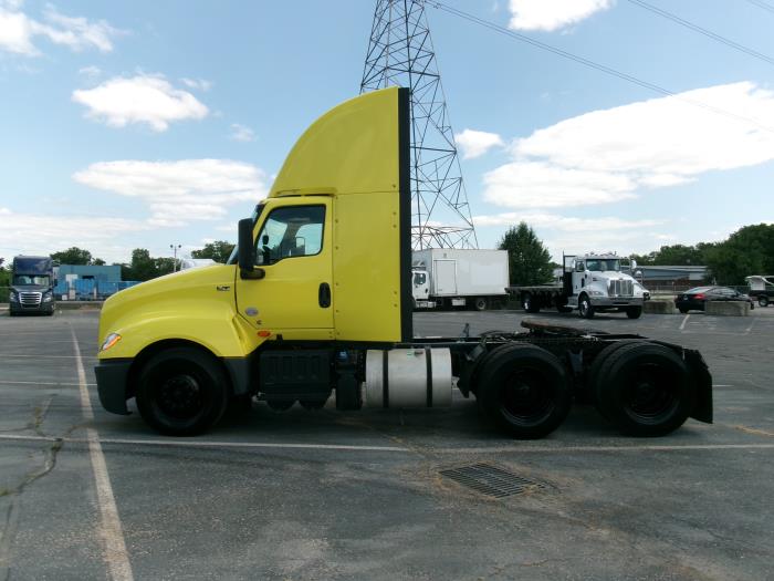 2023 International LT625-4