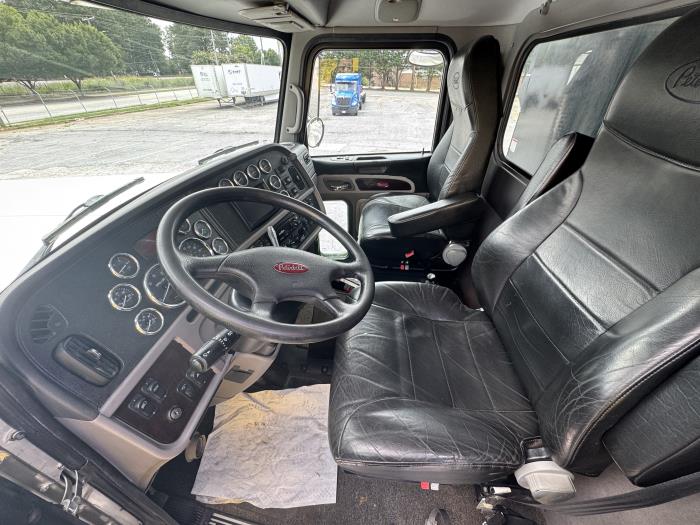 2020 Peterbilt 389-6