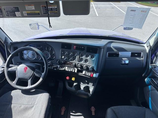 2022 Kenworth T680-10